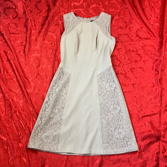 Adrianna Papell sleeveless lace panel a line dress, 4 - Picture 3 of 10